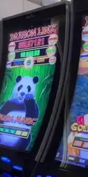 Dragon Link Panda Magic screen on Celebrity Summit cabinet