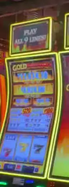 Gold Streak cabinets in the Freedom of the Seas walkthrough.