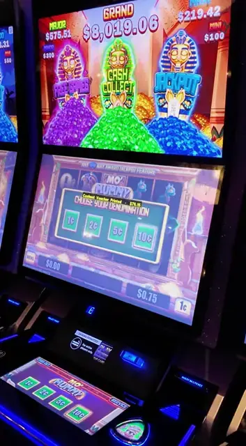 Mo' Mummy cabinets in the Freedom of the Seas walkthrough.