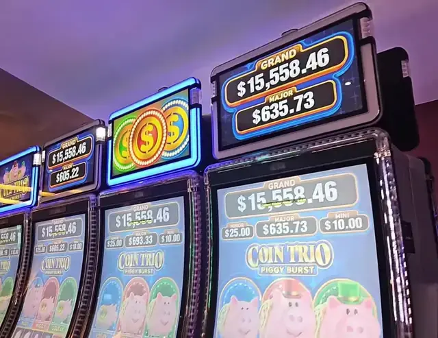 Coin Trio: Piggy Burst cabinets in the Icon of the Seas walkthrough.