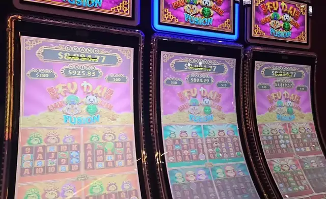 Fu Dai Lian Lian: Fusion cabinets in the Icon of the Seas walkthrough.
