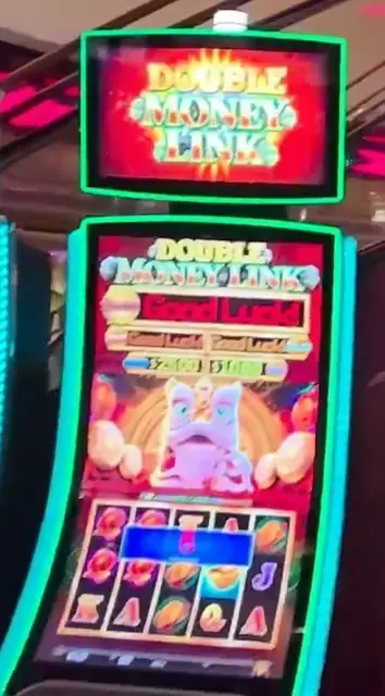 Double Money Link cabinets in the Independence of the Seas walkthrough.