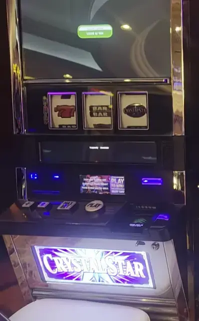 Crystal Star cabinets in the Radiance of the Seas walkthrough.