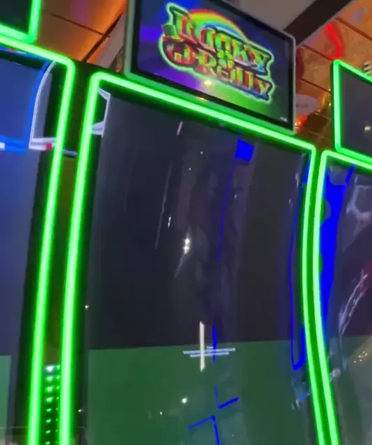 Lucky O’Reilly cabinets in the Navigator of the Seas walkthrough.