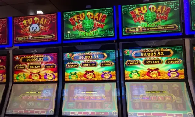 Fu Dai Lian Lian: Panda, Fu Dai Lian Lian: Dragon cabinets in the Quantum of the Seas walkthrough.