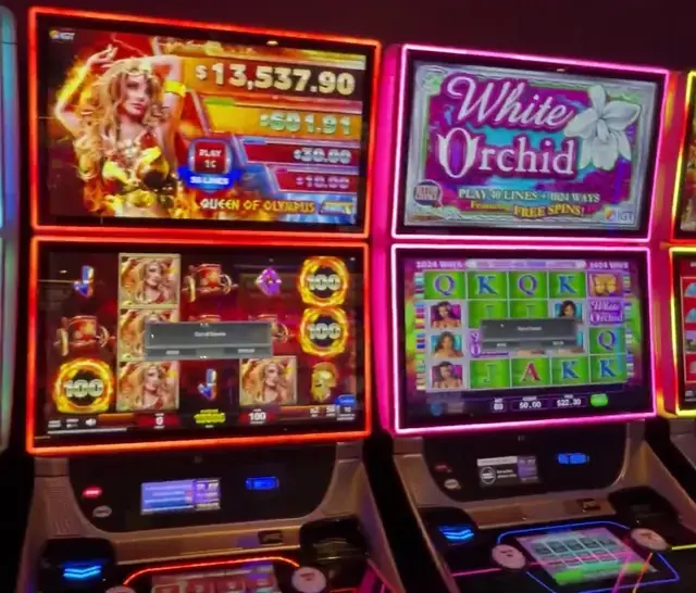 Queen of Olympus, White Orchid cabinets in the Quantum of the Seas walkthrough.
