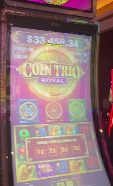 Coin Trio: Royal cabinets in the Mariner of the Seas walkthrough.
