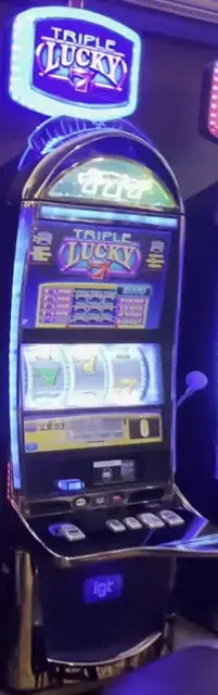 Triple Lucky 7 cabinets in the Anthem of the Seas walkthrough.