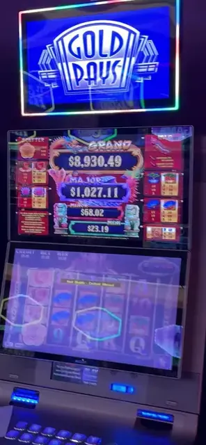 Gold Pays cabinets in the Anthem of the Seas walkthrough.