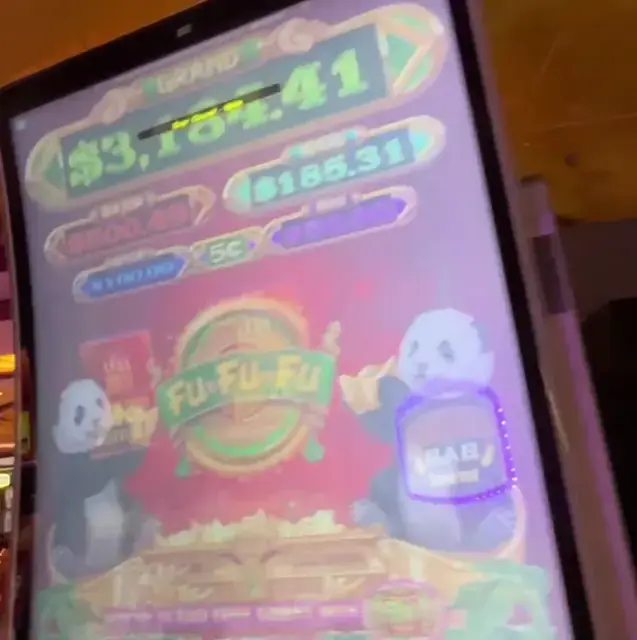 Fu-Fu-Fu cabinets in the Serenade of the Seas walkthrough.