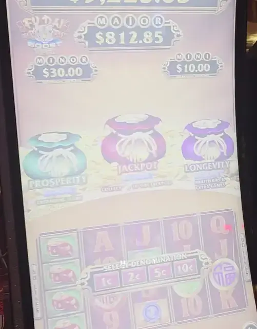 Fu Dai Lian Lian Boost Tiger cabinets in the Freedom of the Seas walkthrough.