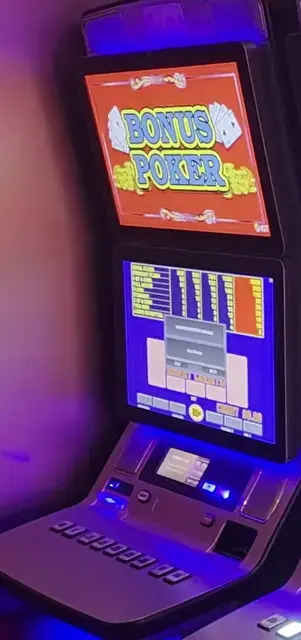 Bonus Poker cabinets in the Freedom of the Seas walkthrough.