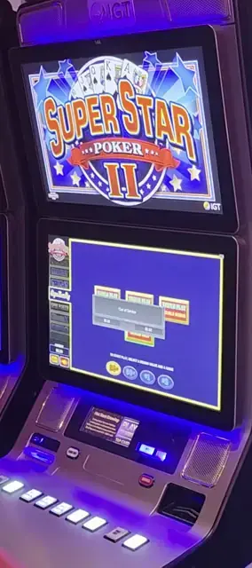 Super Star Poker II cabinets in the Freedom of the Seas walkthrough.