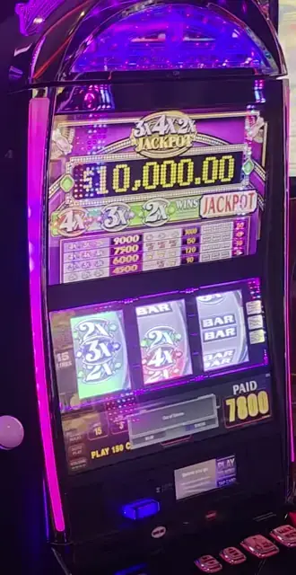 3x4x2x Jackpot cabinets in the Freedom of the Seas walkthrough.