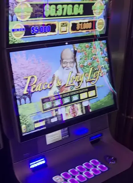 Dragon Link Peace & Long Life cabinets in the Freedom of the Seas walkthrough.
