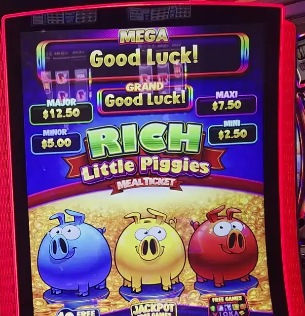 Rich Little Piggies Meal Ticket cabinets in the Freedom of the Seas walkthrough.