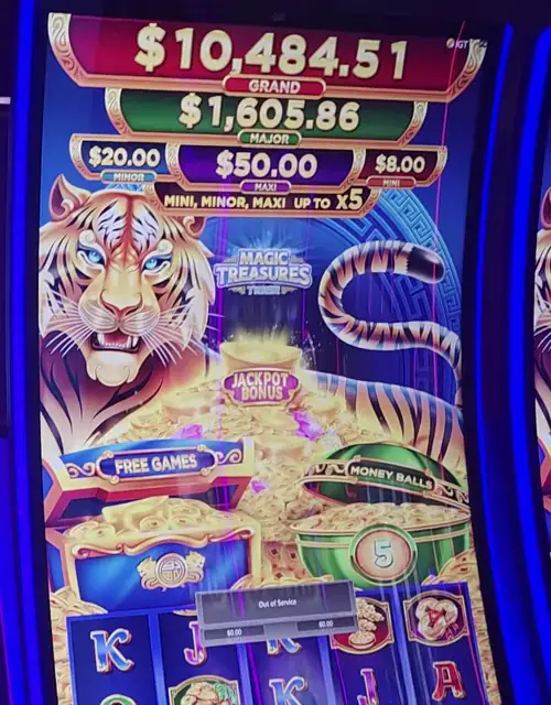 Magic Treasures Tiger cabinets in the Freedom of the Seas walkthrough.