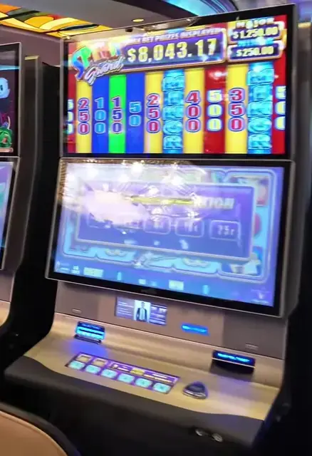 Spin It Grand cabinets in the Radiance of the Seas walkthrough.