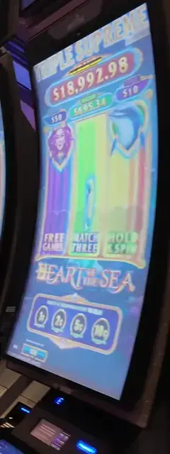 Triple Supreme Heart of the Sea cabinets in the Radiance of the Seas walkthrough.
