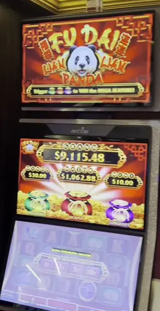 Fu Dai Lian Lian: Panda cabinets in the Odyssey of the Seas walkthrough.