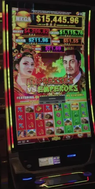 Empresses vs Emperors cabinets in the Serenade of the Seas walkthrough.