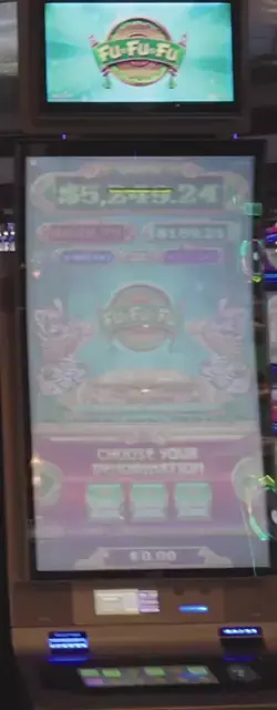 Fu Fu Fu cabinets in the Serenade of the Seas walkthrough.