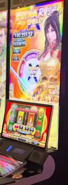 Ultra Rush Gold cabinets in the Navigator of the Seas walkthrough.