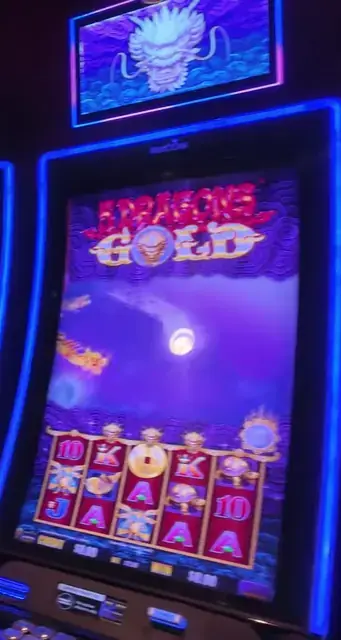 5 Dragons Gold cabinets in the Oasis of the Seas walkthrough.
