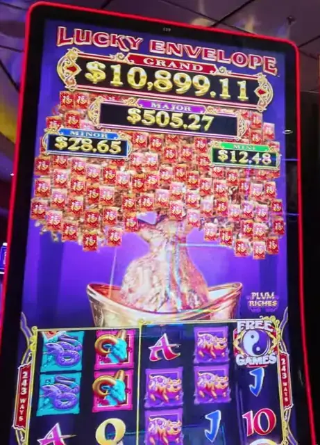 Lucky Envelope: Plum Riches cabinets in the Oasis of the Seas walkthrough.