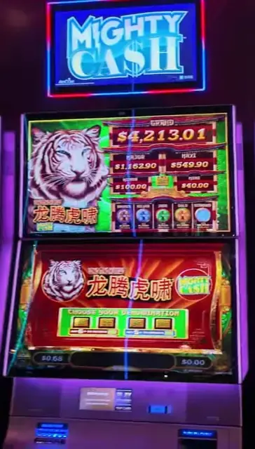 Mighty Cash cabinets in the Oasis of the Seas walkthrough.