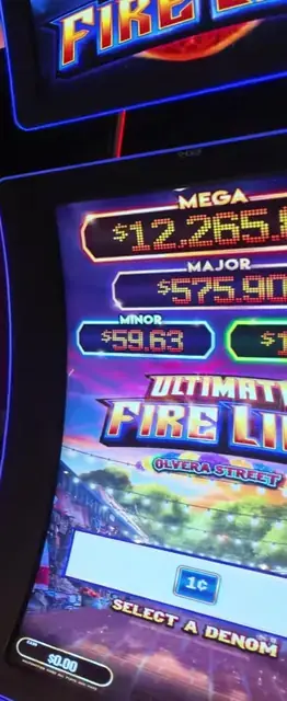 Ultimate Fire Link: Olvera Street cabinets in the Oasis of the Seas walkthrough.