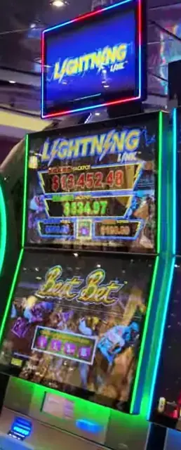 Lightning Link: Best Bet cabinets in the Oasis of the Seas walkthrough.