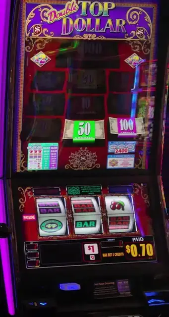Double Top Dollar cabinets in the Oasis of the Seas walkthrough.
