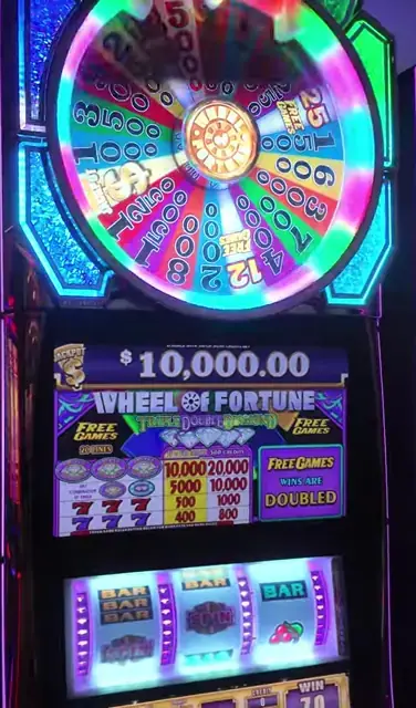 Wheel of Fortune Triple Double Diamond cabinets in the Star of the Seas walkthrough.