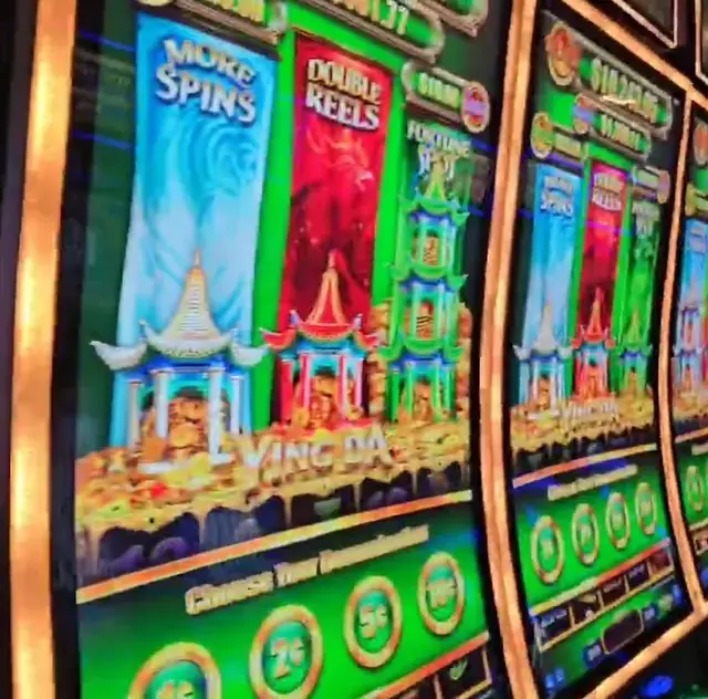 Ying Cai Shen cabinets in the Oasis of the Seas walkthrough.