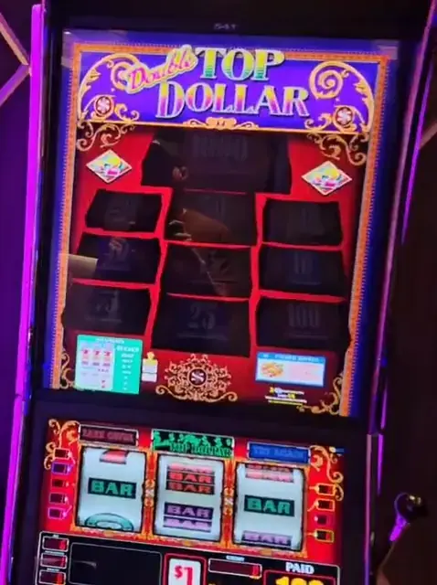 Double Top Dollar cabinets in the Oasis of the Seas walkthrough.