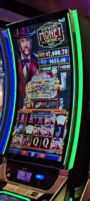 Amazing Money Machine Gold cabinets in the Brilliance of the Seas walkthrough.