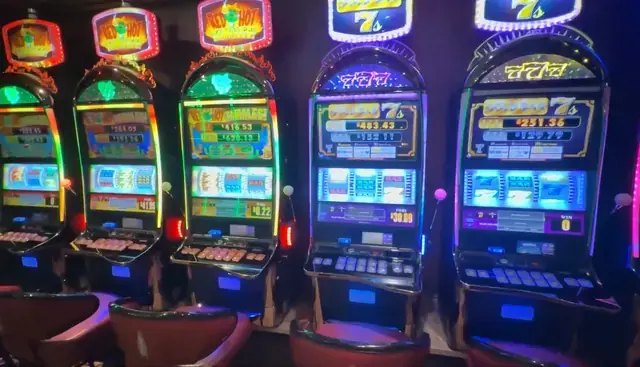 Red Hot Tamales, Gold Bar 7s cabinets in the Quantum of the Seas walkthrough.