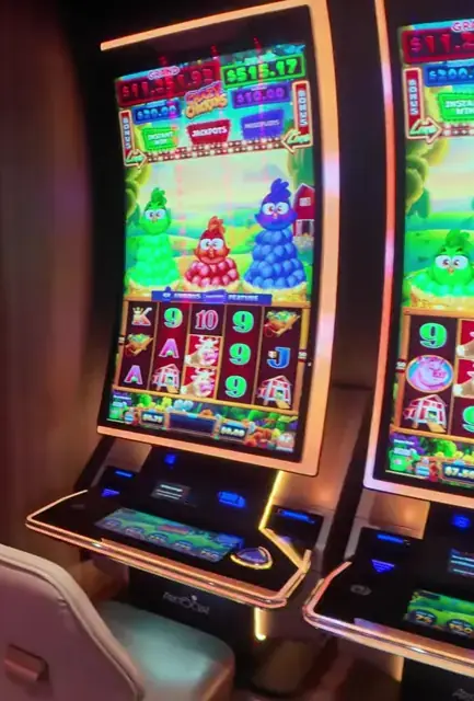 Spin Poker cabinet in the Wonder of the Seas casino walkthrough.