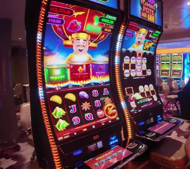 Hot Flaming Pots: Mr Lee cabinet in the Wonder of the Seas casino walkthrough.