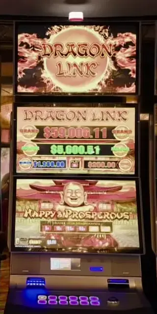 Dragon Link: Happy & Prosperous cabinets in the Brilliance of the Seas walkthrough.