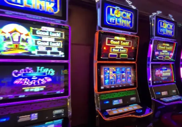 Lock It Link, Lock It Link: Cats, Hats & Bats cabinets in the Quantum of the Seas walkthrough.