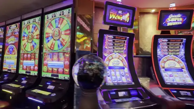 Quick Hit Super Wheel cabinets in the Rhapsody of the Seas walkthrough.