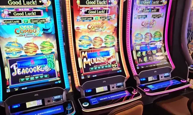 Coin Combo: Perfect Peacock, Coin Combo: Marvelous Mouse cabinets in the Liberty of the Seas walkthrough.