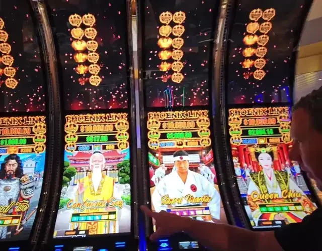 Phoenix Link: General Tso, Phoenix Link: Confucius Say, Phoenix Link: Sensei Master, Phoenix Link: Queen Chin cabinets in the Liberty of the Seas walkthrough.